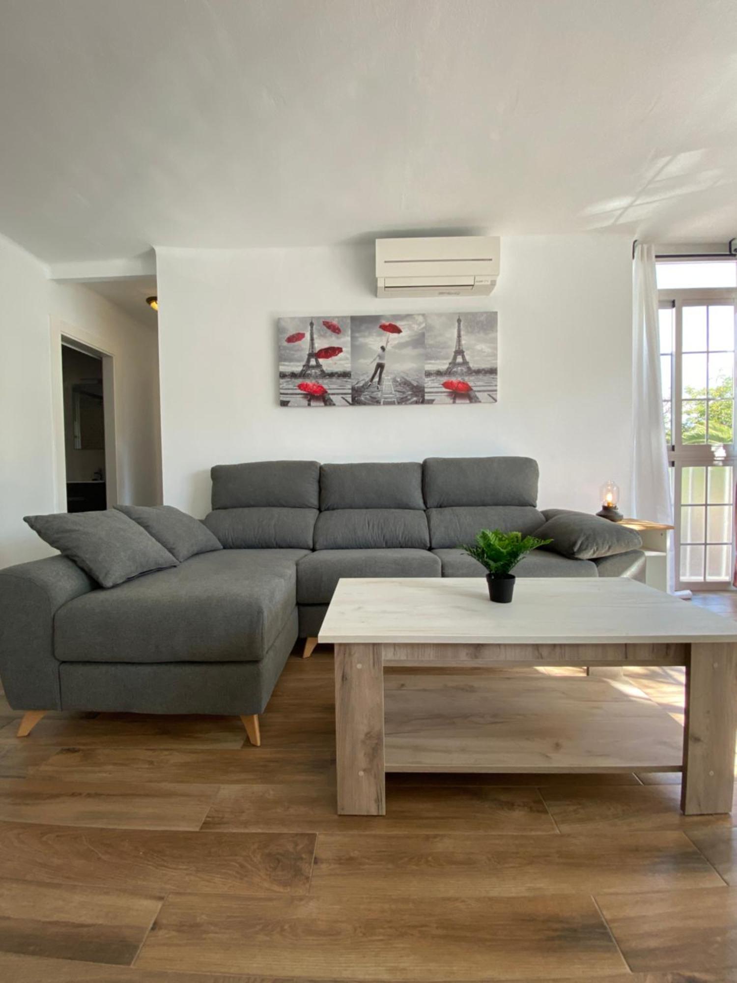 Shr042 Centrico Apartamento De Tres Habitaciones เนร์คา ภายนอก รูปภาพ