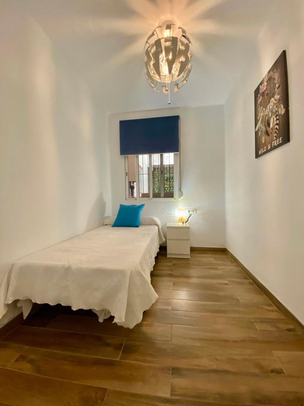Shr042 Centrico Apartamento De Tres Habitaciones เนร์คา ภายนอก รูปภาพ