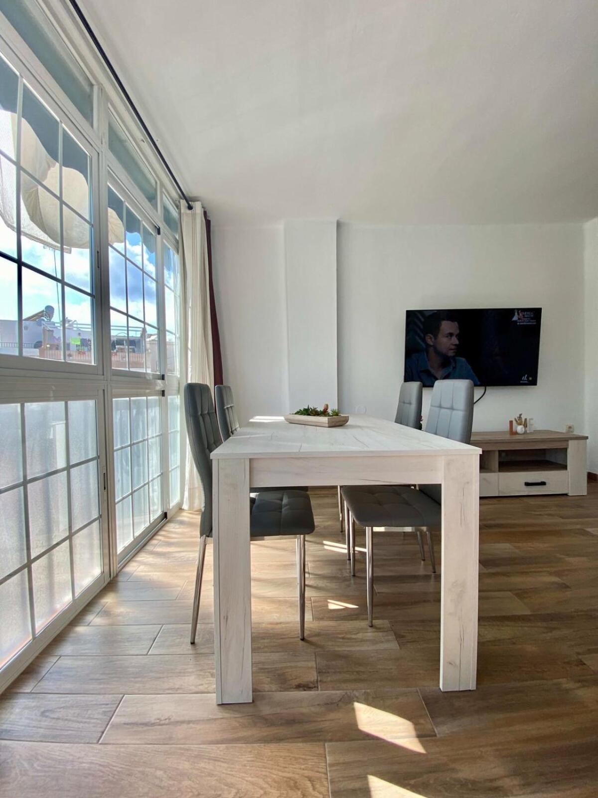 Shr042 Centrico Apartamento De Tres Habitaciones เนร์คา ภายนอก รูปภาพ