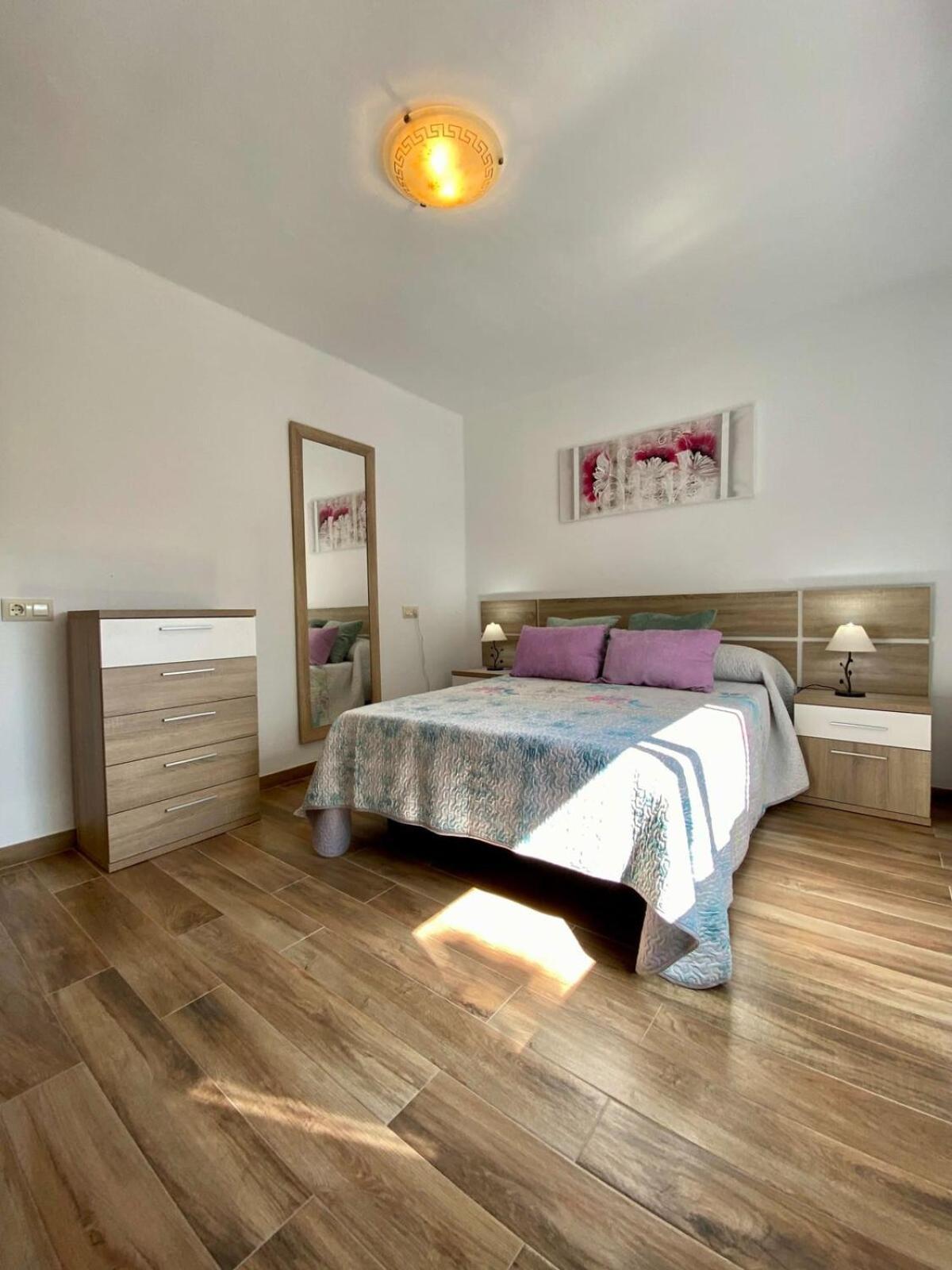 Shr042 Centrico Apartamento De Tres Habitaciones เนร์คา ภายนอก รูปภาพ